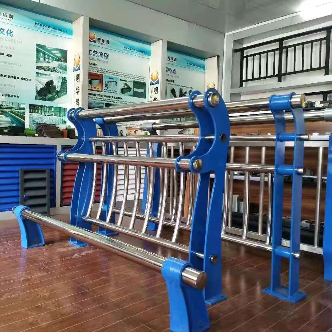 三沙市桥梁防撞护栏桥梁护栏 - 一站式服务